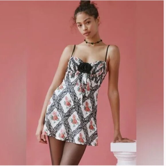 For Love And Lemons Dresses & Skirts - For Love and Lemons Revolve Greta mini dress NWT size small